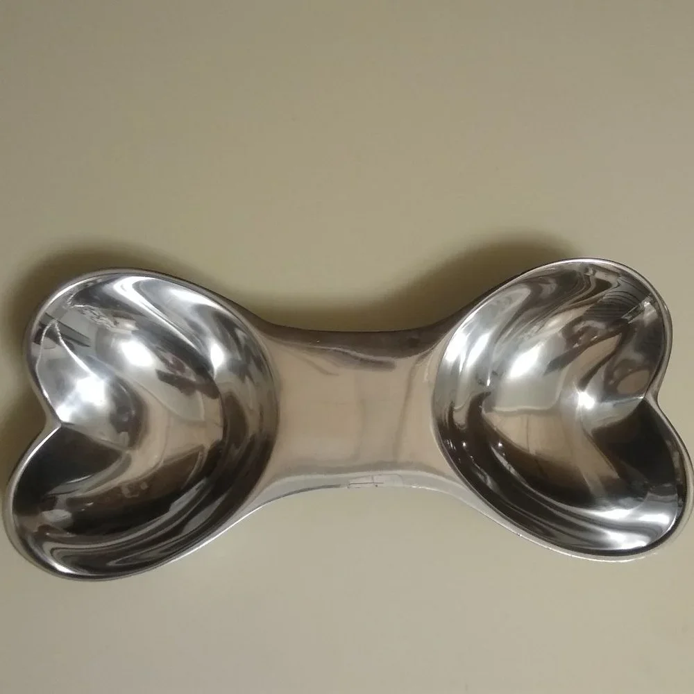 NWT Stainless Steel Two Hearts Double Dog Bowl